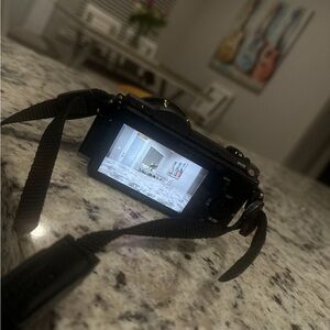 Sony A5100 mirrorless
